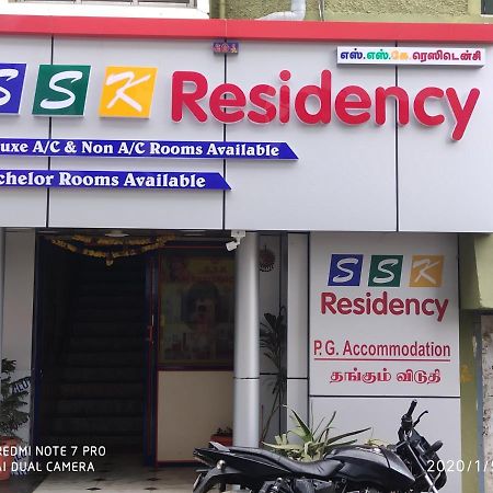 ホテル S.S.K Residency チェンナイ エクステリア 写真