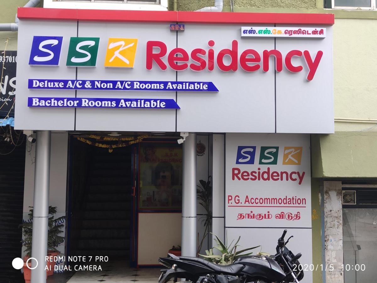 ホテル S.S.K Residency チェンナイ エクステリア 写真